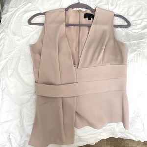 Intermix  beige low cut top